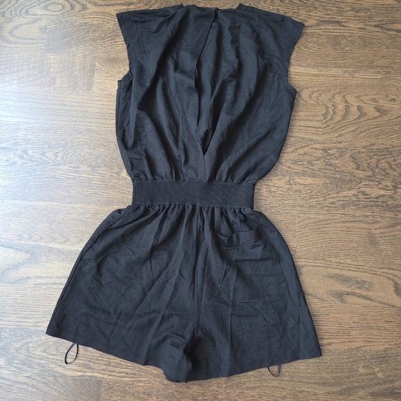 Theory Black Sleeveless Romper Sz.M - Picture 3 of 9